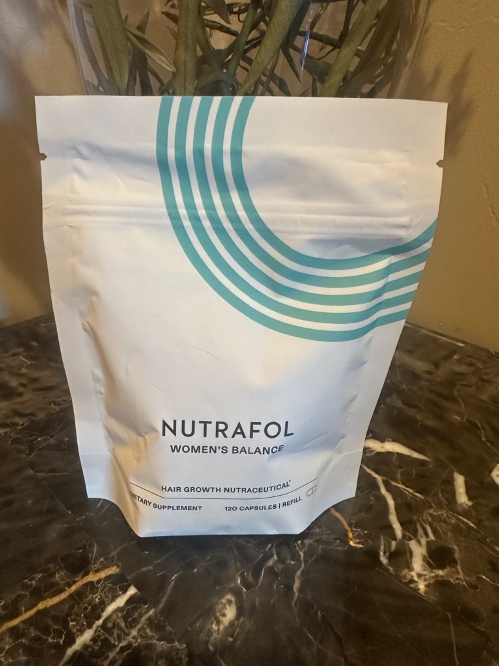 Nutrafol Women's Balance Hair Growth Supplement 120 Capsules Sealed Expire 3/27